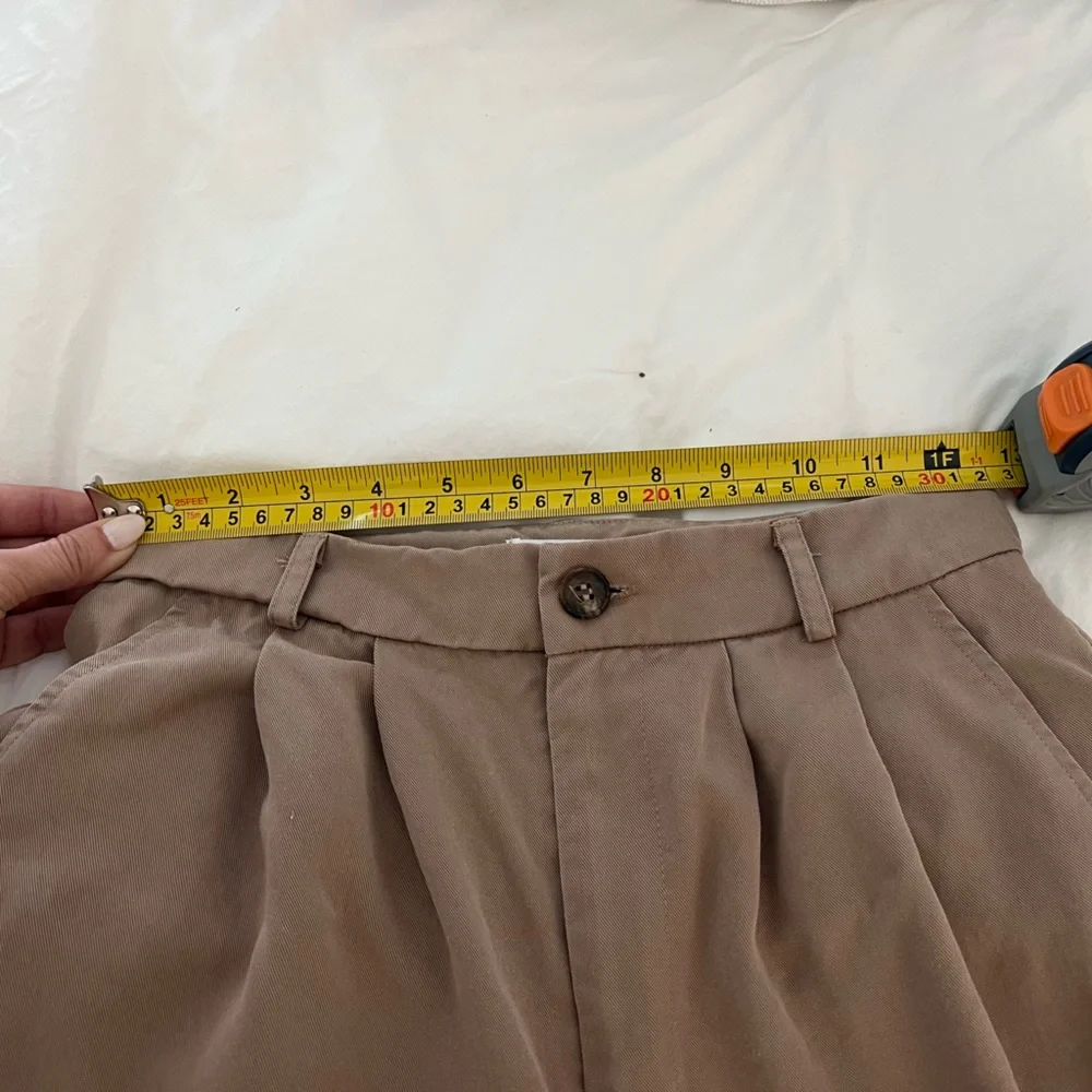 Reformation High-Waist Straight Leg Pants in Beige - Picture 4 of 4
